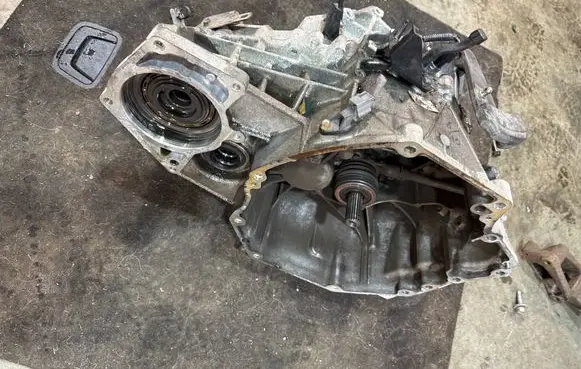 Nissan X-Trail T32 Manual 6 speed gearbox 4BR7D 5642830