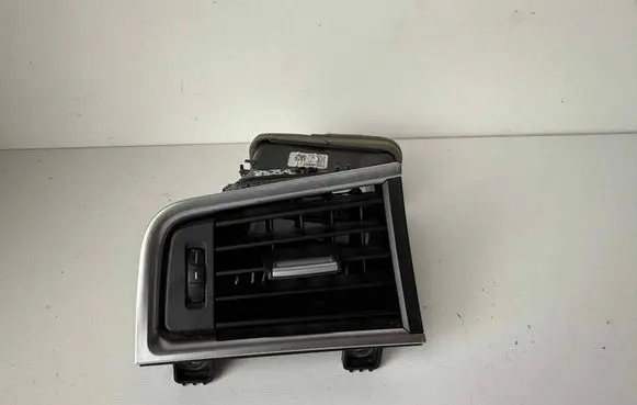 BMW 5 GT F07 Dashboard side air vent grill/cover trim 168281 0756307