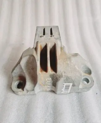Ford Explorer V Gearbox mount FB536F020AC