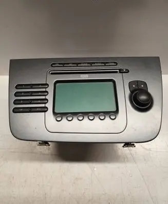 Seat Altea XL Radio/CD/DVD/GPS head unit 7646636366 5P1035186B SEZ1Z3F2625307