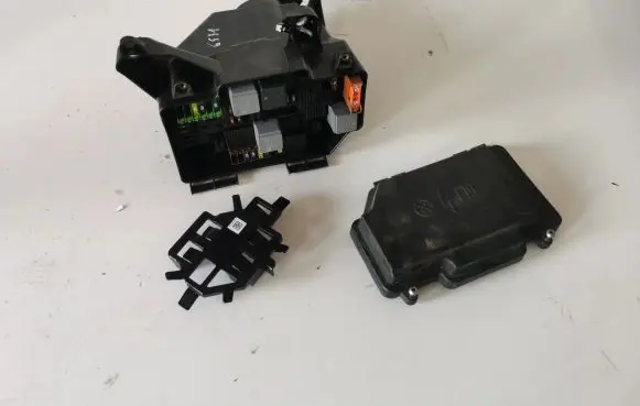 Mercedes-Benz CLS W257 Fuse box set A2055402328