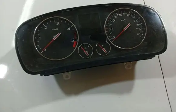 Speedometer (instrument cluster)