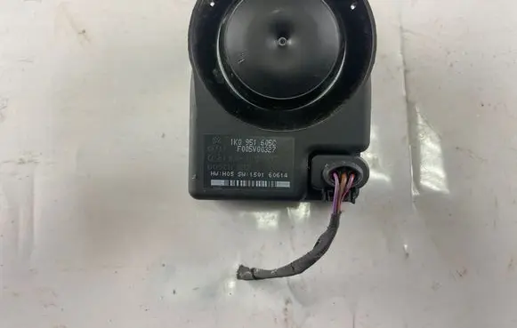 Seat Ibiza IV (6J,6P) Alarm system siren 1k0951605c