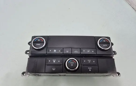Dodge Journey Climate control unit P55111898AE