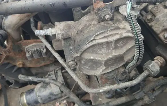 Volvo S40 Vacuum pump D1651B