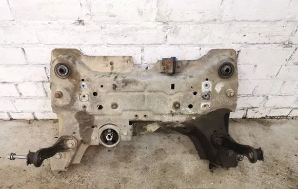 Renault Laguna III Front subframe