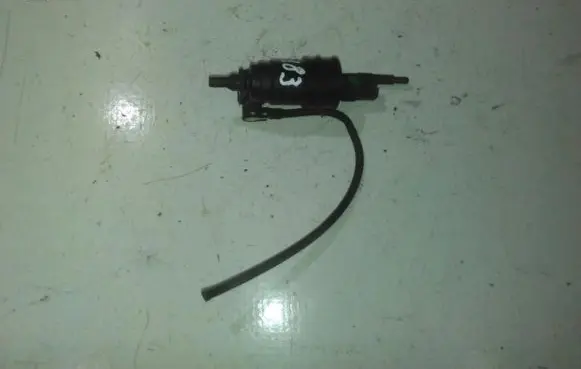 Renault Scenic I Windscreen/windshield washer pump 430702b