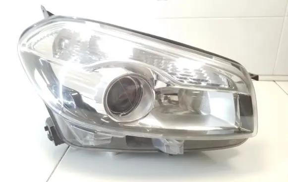 Nissan Qashqai Headlight/headlamp 5DV00961000 26010BR60B