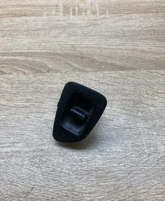 Mazda 323 Electric window control switch 367451584R