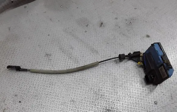 Volvo V70 Front door lock