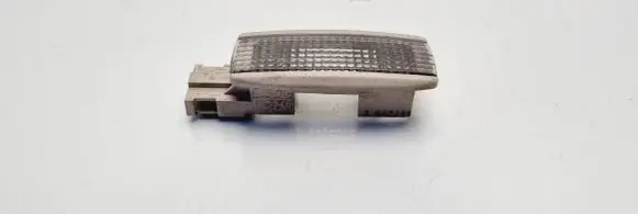 Volkswagen PASSAT B5 Other interior light 3B0947113