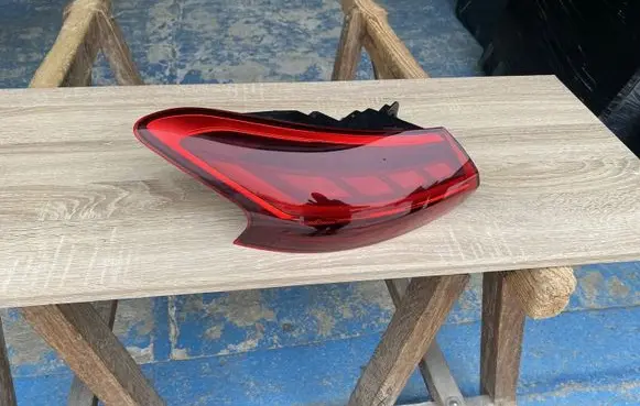 Audi Q6 e-tron Rear/tail lights 85E945091