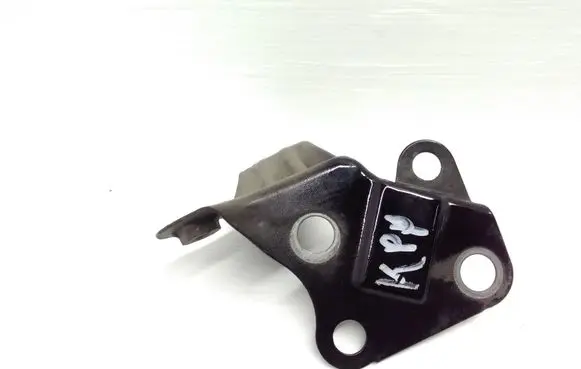 Lexus RX III Fender mounting bracket