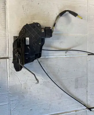 Mazda 3 I Rear door lock 3N6AA26413C