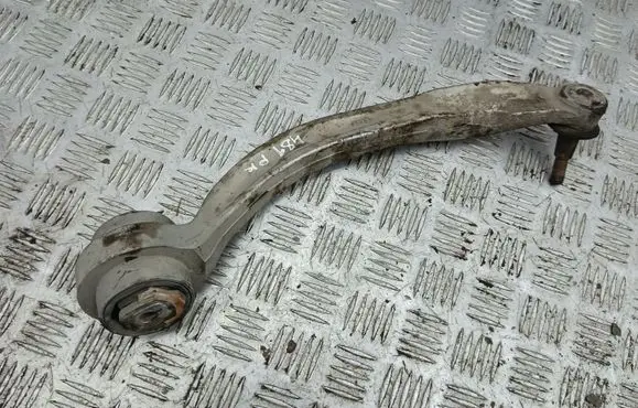 Audi A4 S4 B5 8D Front lower control arm/wishbone