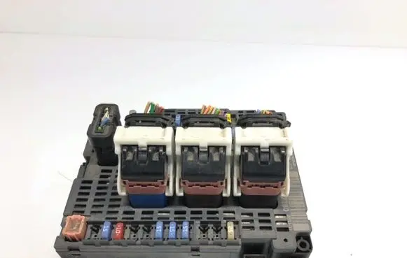 Citroen C4 II BSM Control unit 9677987180