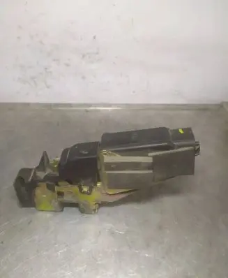 Volvo S40, V40 Front door lock PP30FV