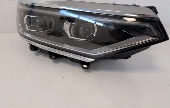 Volkswagen PASSAT B8 Headlight/headlamp 3G1941082P 90175145