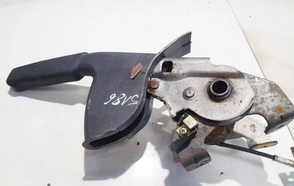 Hyundai Elantra Handbrake/parking brake lever assembly