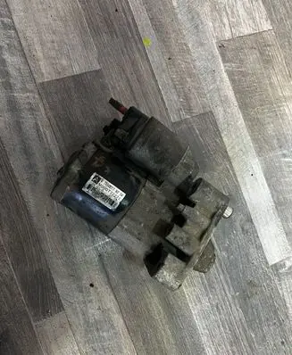 Citroen C5 Starter motor M000T32271 7550017
