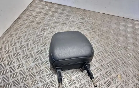 Mazda CX-5 II Front seat headrest 