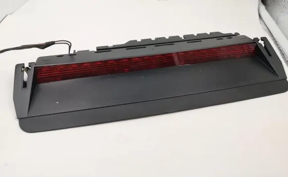 Volkswagen PASSAT CC Third/center stoplight 3c8945087B