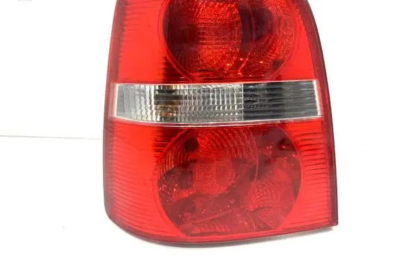 Volkswagen Touran I Rear/tail lights 1T0945095G