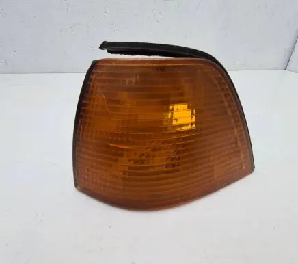 BMW 3 E36 Front indicator light 155297