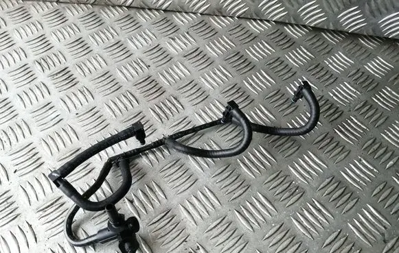 Dacia Sandero II Fuel return line/hose 166714217R