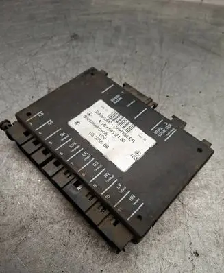 Mercedes-Benz ML W163 Seat control module A1635452132 05020900