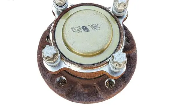 BMW 2 F46 Rear wheel hub 33416859547 6852149 026664
