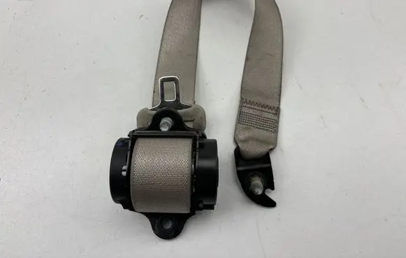 Chrysler Pacifica Third row seat belt P6EB04PD2AD 6361237 TS5048810901