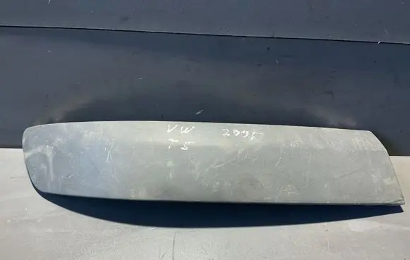 Volkswagen Transporter - Caravelle T5 Front bumper splitter molding 
