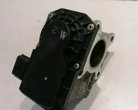 Renault Clio III Throttle body valve 8200578645 00120 8200570865D