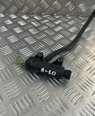 BMW 3 E90 E91 Clutch master cylinder 13670610