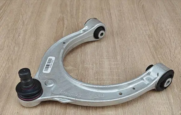 BMW 5 G30 G31 G38 Front lower control arm/wishbone 6861185
