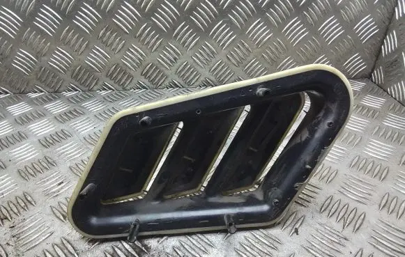 Citroen Berlingo Quarter panel pressure vent 9632641480