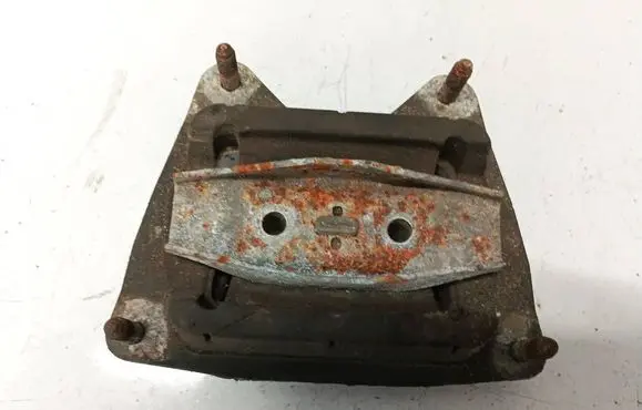 Audi A6 S6 C6 4F Engine mount bracket 