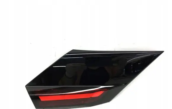 Citroen C4 III e-C4 Tailgate rear/tail lights