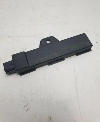 BMW 5 F10 F11 Aerial antenna filter 9220872