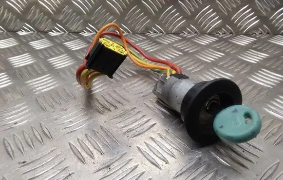 Renault Megane I Ignition lock 297401 5L422R