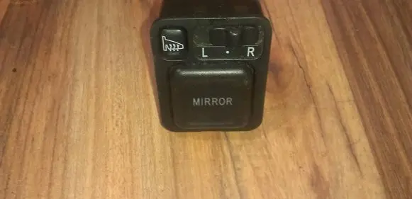 Honda Civic Wing mirror switch S5AJ211M1