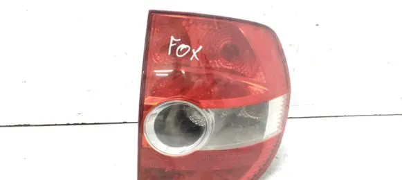 Volkswagen Fox Rear/tail lights 5Z0945096 050405 6128861