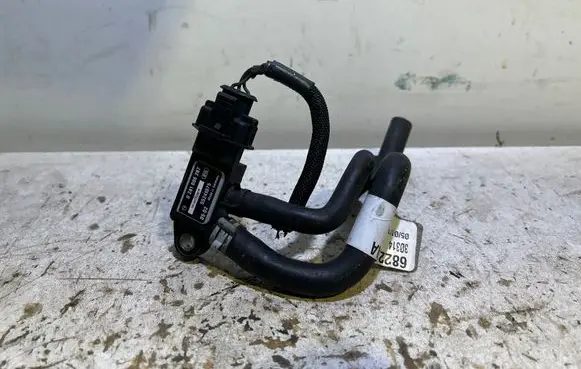Jeep Cherokee Exhaust gas pressure sensor 0281006287 55241075 14102TT2327F