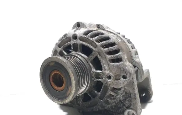 Opel Insignia A Generator/alternator 13500577