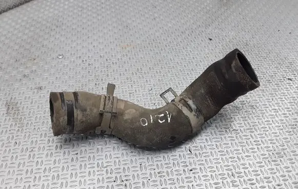 Toyota RAV 4 (XA20) Engine coolant pipe/hose