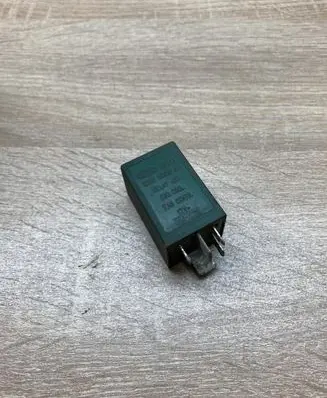 Ford Mondeo MK I Other relay 93BG8C616AA