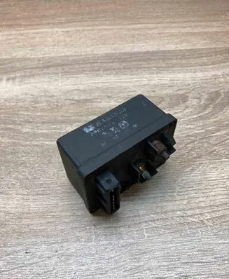 Citroen Berlingo Glow plug pre-heat relay 