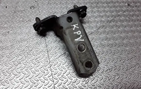 Mitsubishi Outlander Front door upper hinge