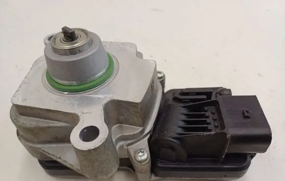 Porsche Macan (95B) Gearbox-reducer motor 95B927755F